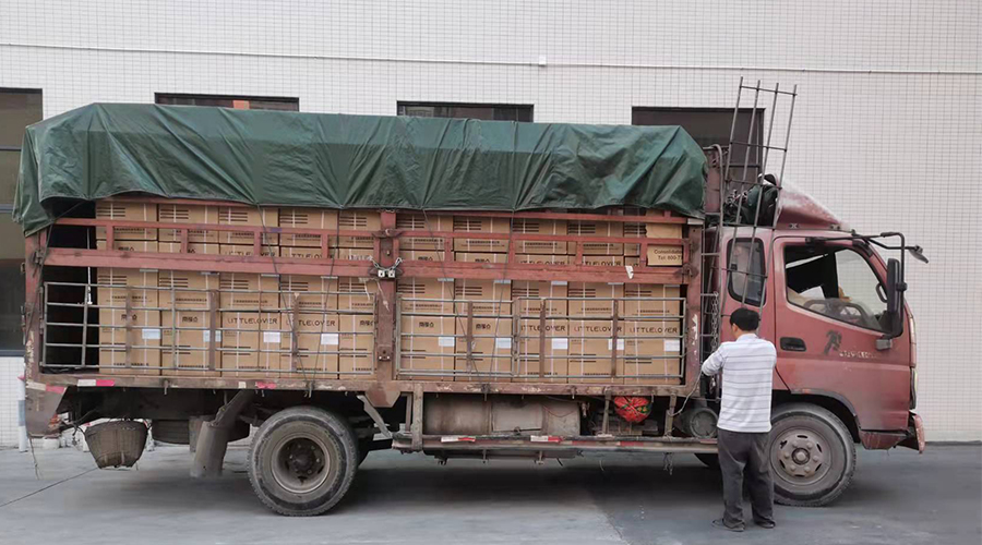 15天，金環(huán)電器順利完成電商客戶的內(nèi)衣干衣機(jī)出貨